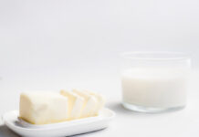 С каждым днем все выше: цены на сливочное масло растут на глазах — эксперт сравнил ситуацию с подорожанием яиц