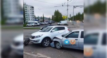 В Уфе при столкновении двух автомобилей пострадала 12-летняя девочка