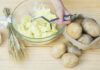 Щепотку прямо в кастрюлю — картофельное пюре станет невероятно вкусным: гости сметут его без мяса и котлет