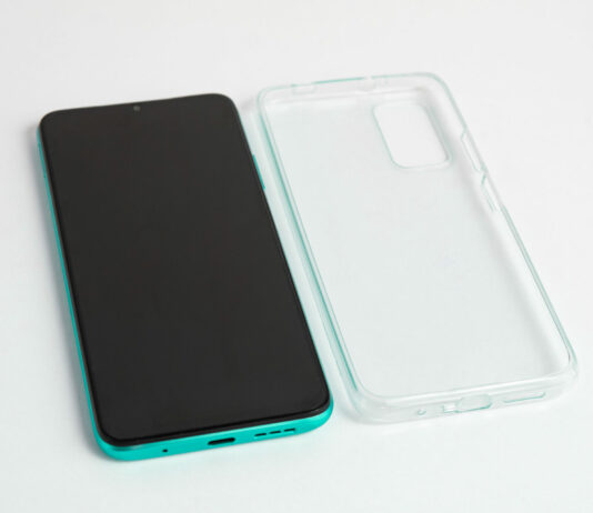 Женщина из Башкирии неожиданно лишилась 6 миллионов рублей: помог чат-бот