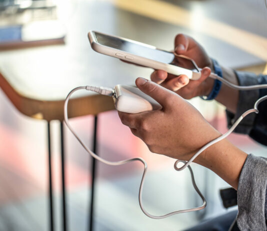 Житель Уфы посмотрел фотографию и потерял деньги в банке