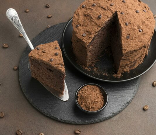 Шоколадный торт без выпечки: Даже к духовке не подходим — На выходе получаем нереальную вкусняшку