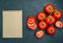 До 15 кг сладких томатов с кв. метра: Висят огромными гроздьями, а вкус — сахар медовый