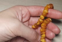 Как проверить янтарь на подлинность дома за 2 секунды: экономим на услугах ювелира