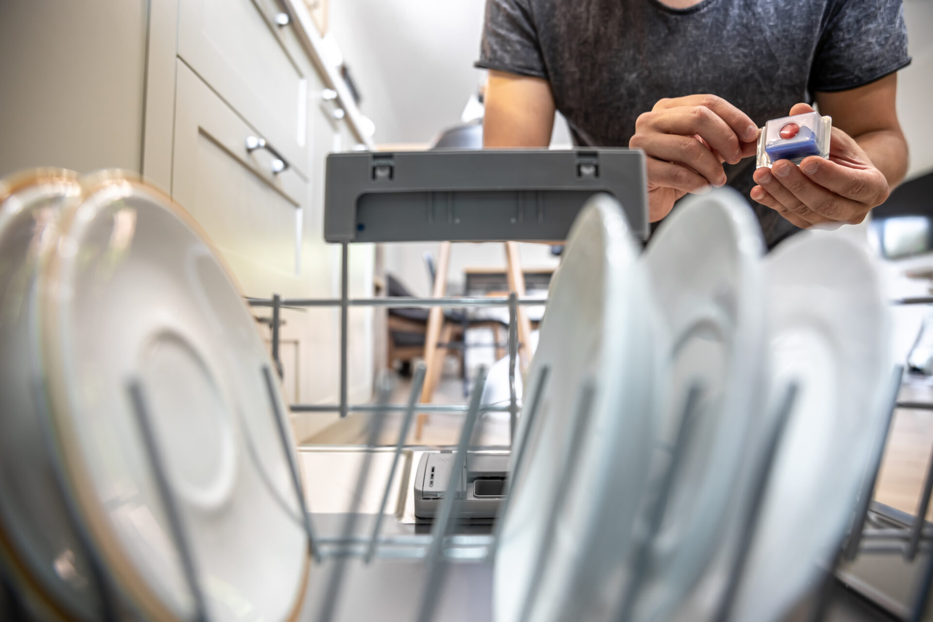 Вы всегда сушили посуду неверно: 90% хозяек совершают ошибку — Бабушка-повариха со стажем дала хитрый совет