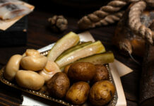 Вкуснейшие маринованные шампиньоны едим уже через 3 часа — с секретным продуктом