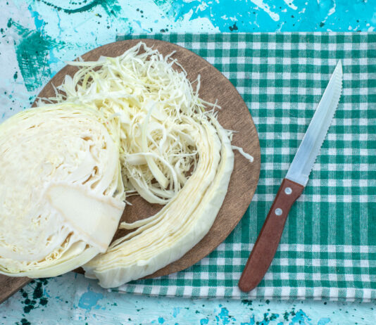 Только в «мужские» дни: Когда квасить капусту в ноябре-декабре — получится самой сочной и хрустящей, а не как варёный лапоть