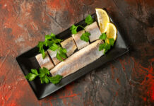 Самая вкусная малосольная скумбрия: Круче горбуши и форели — и всего за 1 ночь, не оторваться