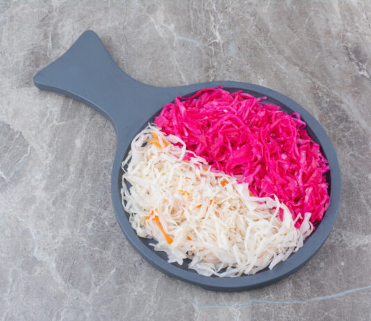 Капусту на засолку больше не режем: Берём 1 штуку — и кочан идеально нашинкован за 6 минут