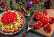 Никакие не 2 часа: Сколько можно хранить «Крабовый», «Оливье», «Сельдь под шубой» на Новый Год