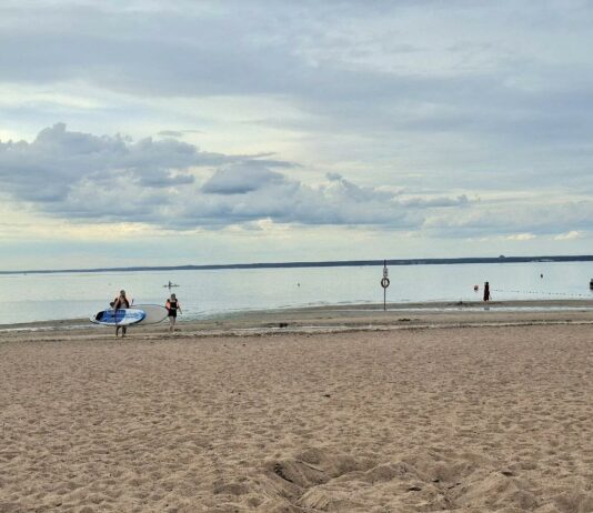 Жизнь у моря на пенсии: 3 лучших города на побережье, где ждет счастливая старость